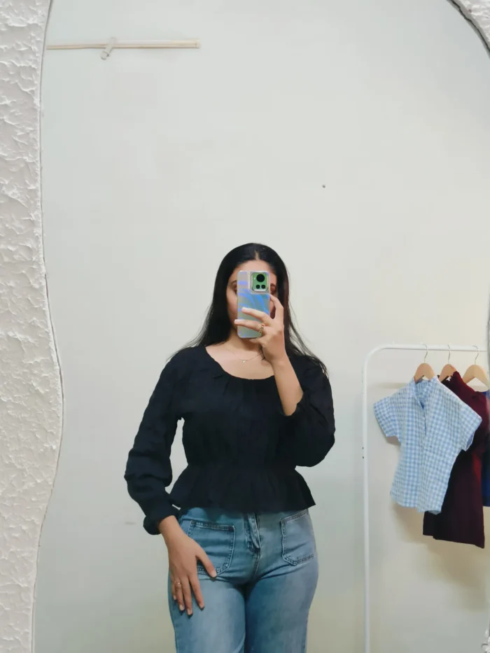 Black Top With Elastics Bust 34-36 - Image 2
